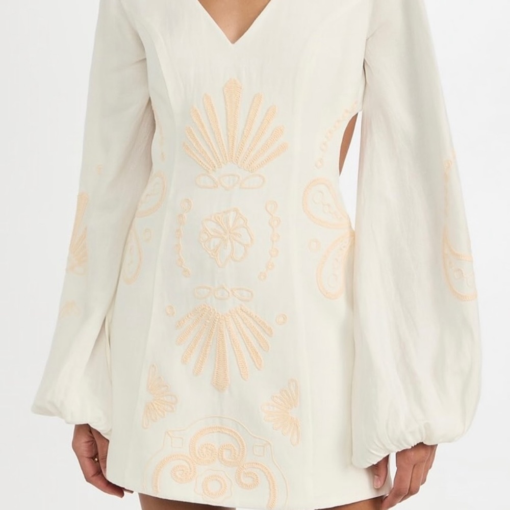 NWOT Significant Other Seren Mini Embroidered Dress Size 4